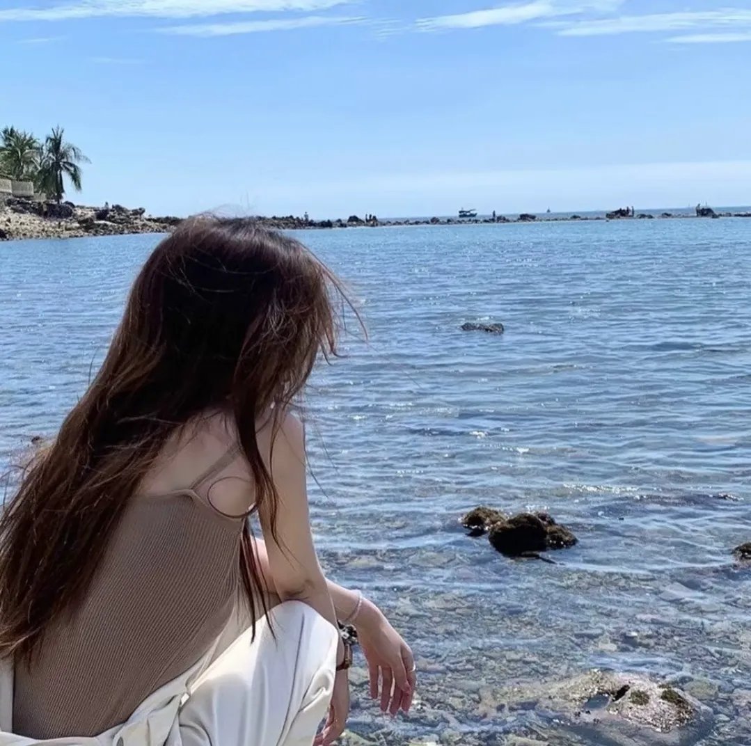 月亮湾的笑声